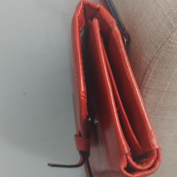 LODIS Elia Flap Leather Compact Medium Wallet Red Samba - Picture 5 of 13